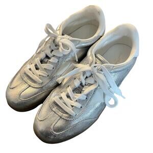 UNIVERSAL THREAD Spencer Fashion Sneakers Memory Foam Silver 9